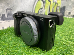 Sony A6300 (8.400 кадров)