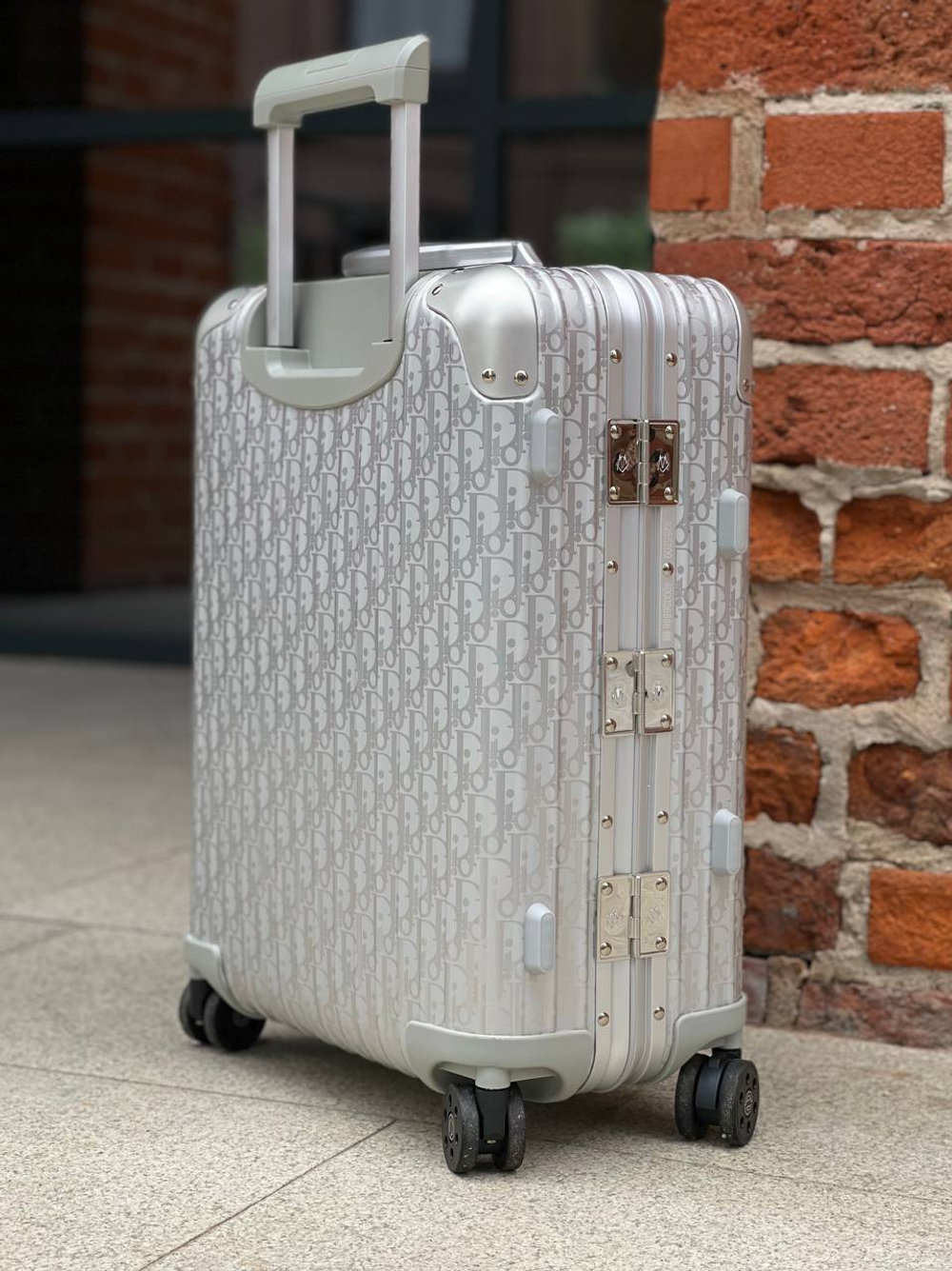 Чемодан Rimowa