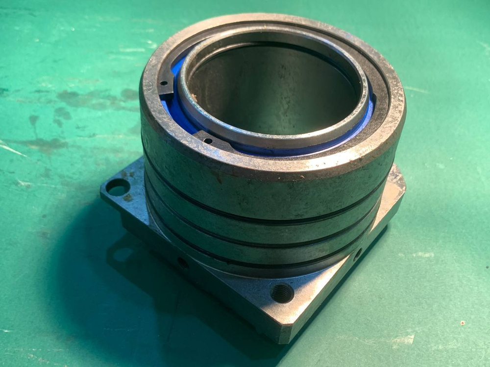 Передняя втулка шибера DN90 PM с пазами 519127