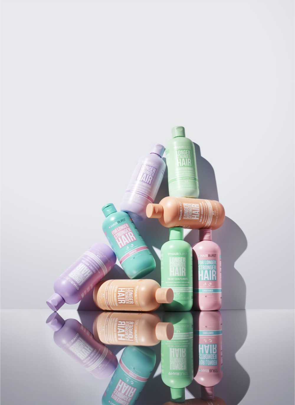 Hairburst Longer Stronger Hair - увлажняющий шампунь для укрепления волос и придания им большего блеска /   350  ml  / GTIN 5060743580844
