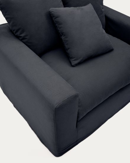 A cover designed to keep your Nora archair in brand-new condition. Made from linen and cotton fabri