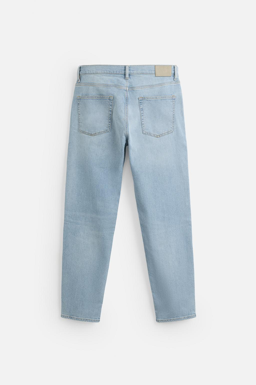 Джинсы slim fit