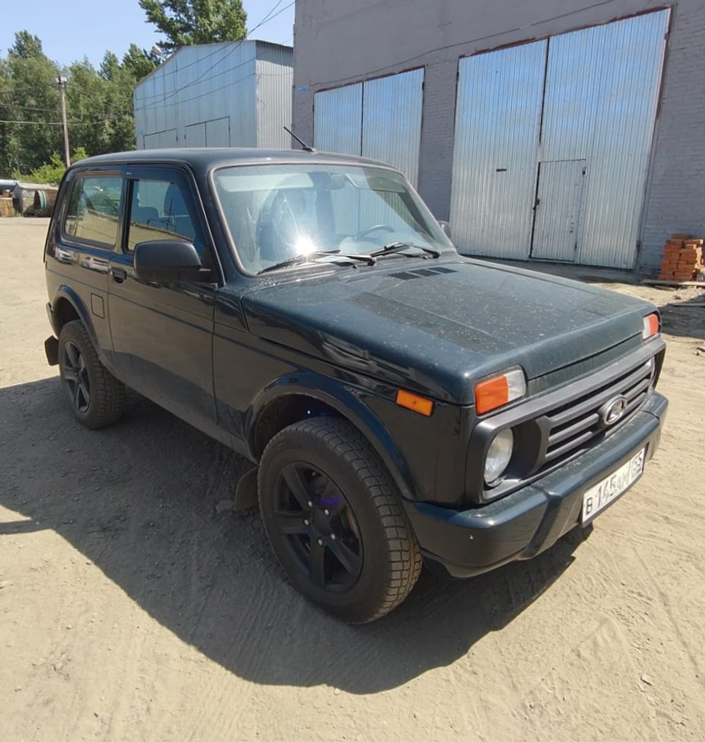 LADA 4X4 BLACK'22 Glonass base 1.7 5MT