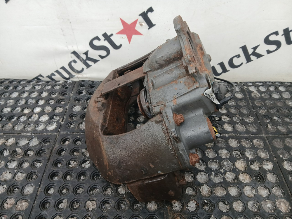 Суппорт задний правый