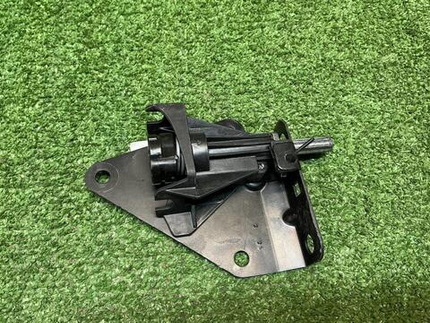 Замок крышки багажника BMW X5 F15 (2013-2018)