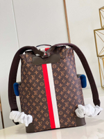 Louis Vuitton Christopher MM