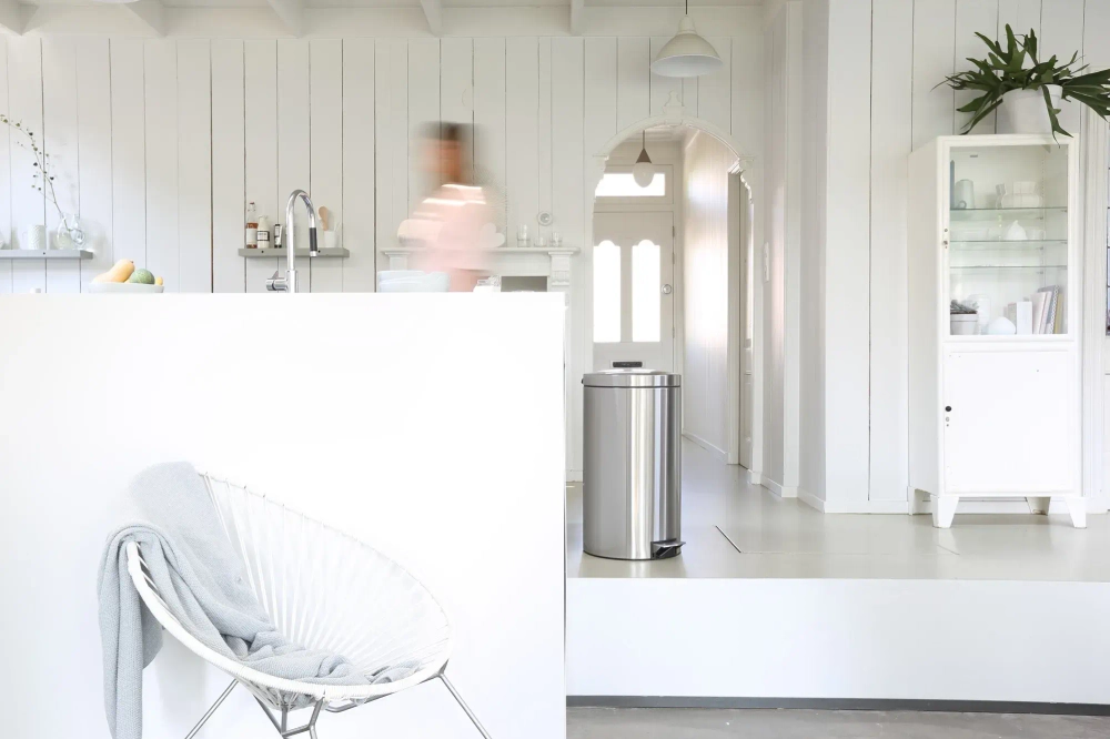 Brabantia Бесшумный контейнер для мусора 45 л