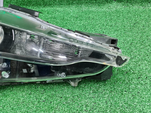 Битая Фара правая Mazda CX-5 2 (2017-2021) LED