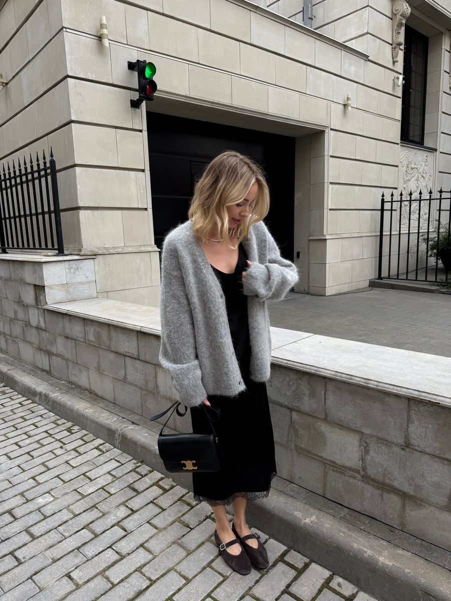 Юбка из шелка с кружевом миди черная