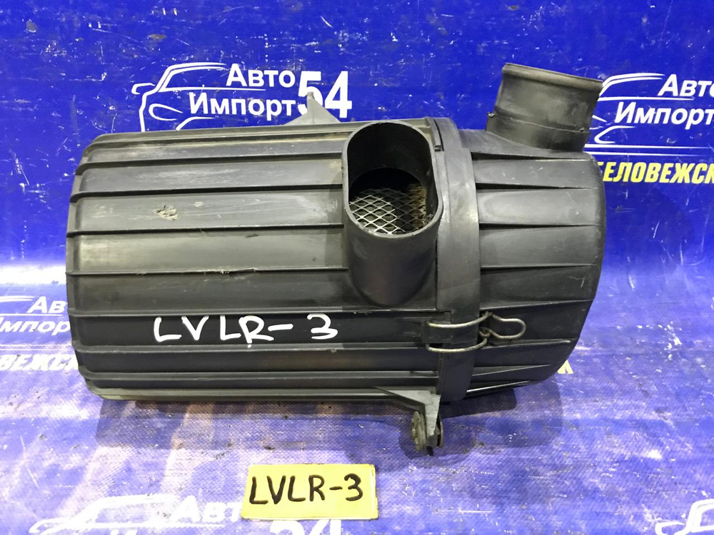 Корпус воздушного фильтра MAZDA MPV 1997