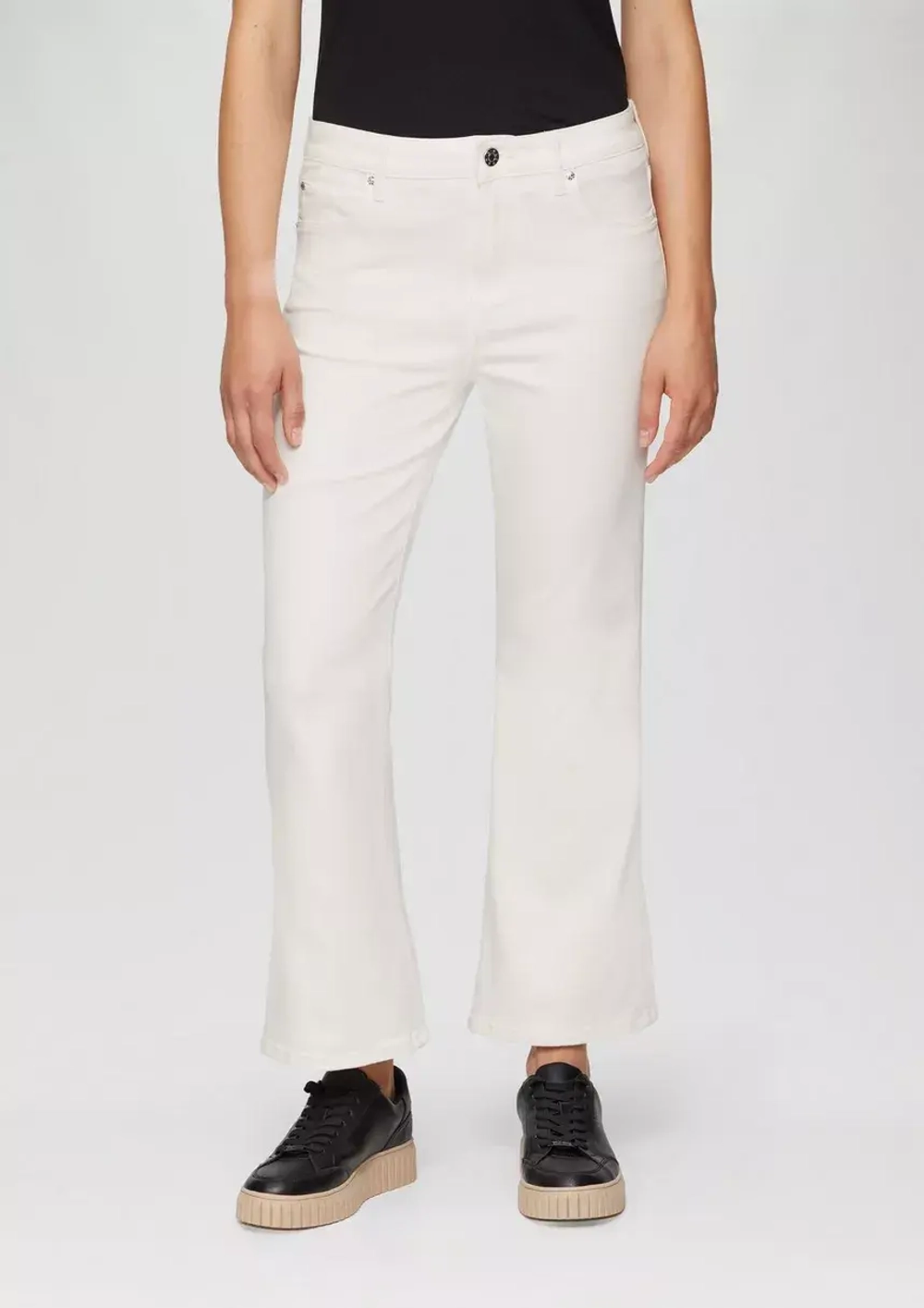 Cropped Jeans / Regular Fit / Mid Rise / Flared Leg