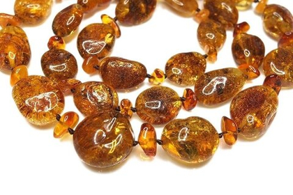 Бусы из балтийского янтаря коньячные (7417)