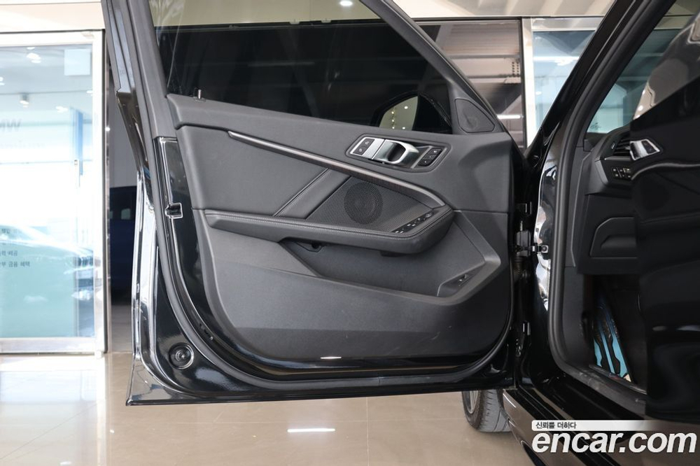 BMW 1 Series (F40) 120i M Sports (08.2022)