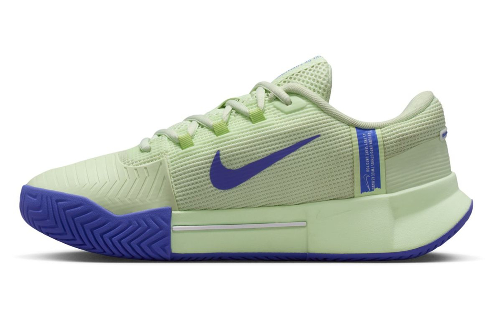 Женские Кроссовки теннисные Nike Zoom GP Challenge 1.5 - volt tint/sapphire lab green white