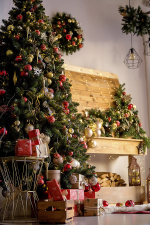 Ель искусственная Боярская 1,5 м подставка металл Пленка ПВХ МаксКристмас