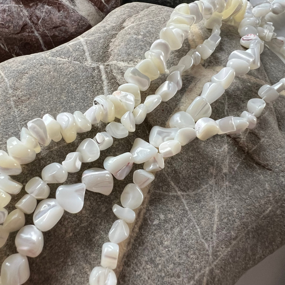 Перламутр. Камни для изделий на заказ. Цена зависит от вида заказанного изделия