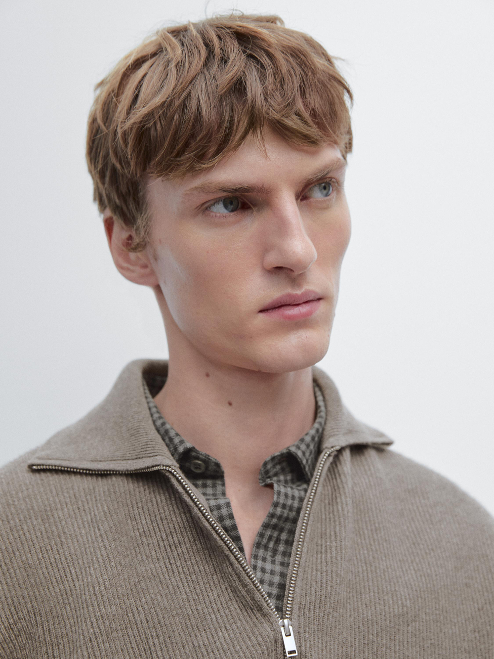 Massimo Dutti Вязаный свитер с воротником-стойкой на молнии, светлый хаки