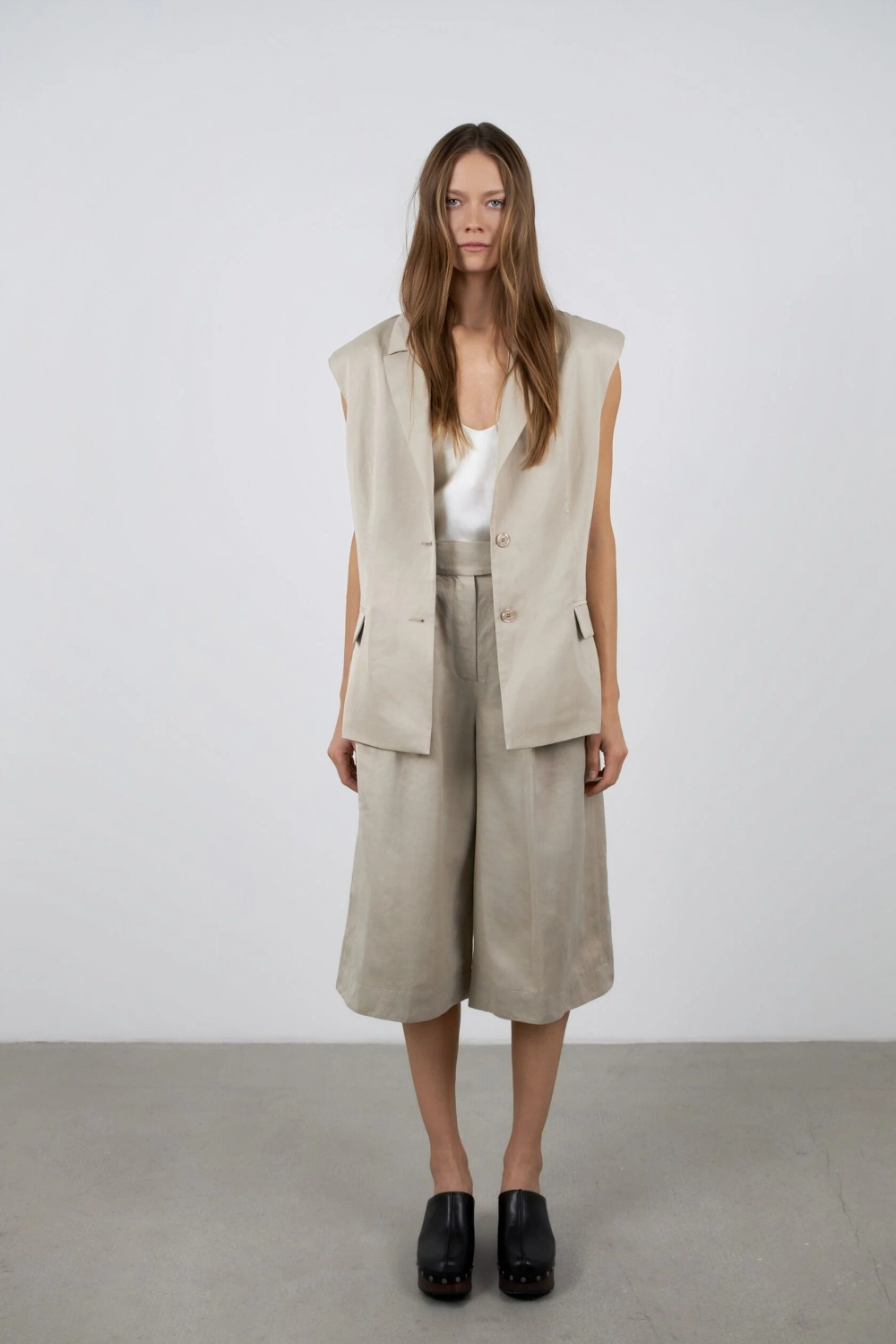 Жилет однобортный Изгиб / Flex