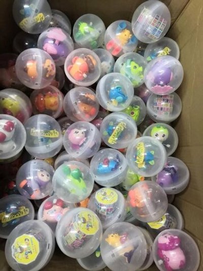 Игрушки в капсулах 100 мм