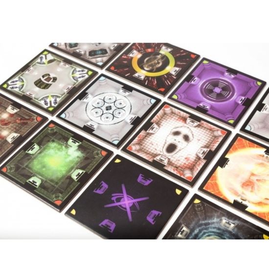 Настольная игра Комната 25. Расширенное издание