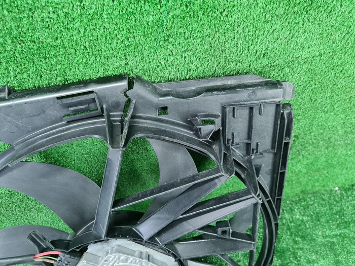 Диффузор с вентилятором BMW 5er F10 (2009-2017)