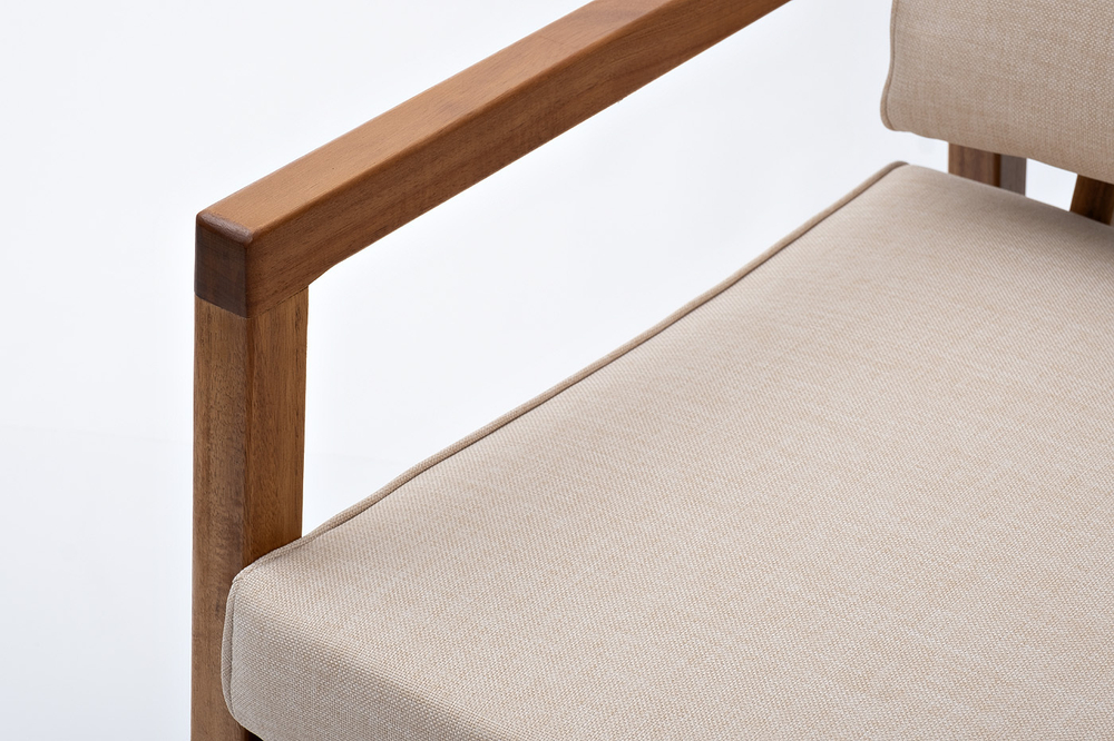 Кресло из акации CALISTO