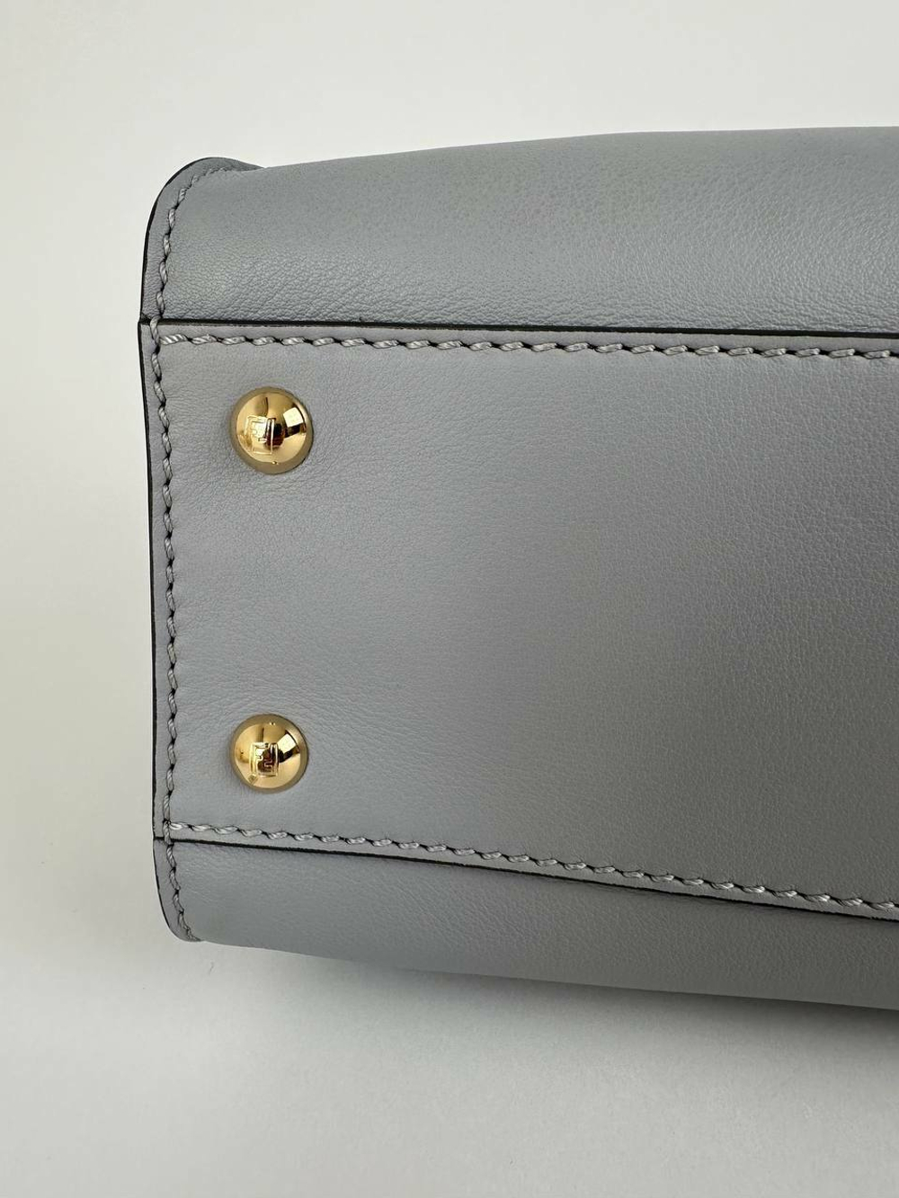 Сумка Fendi Peekaboo medium