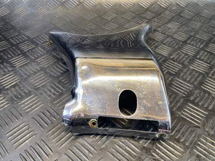 Крышка рамы правая Suzuki Intruder VS750 VR51A