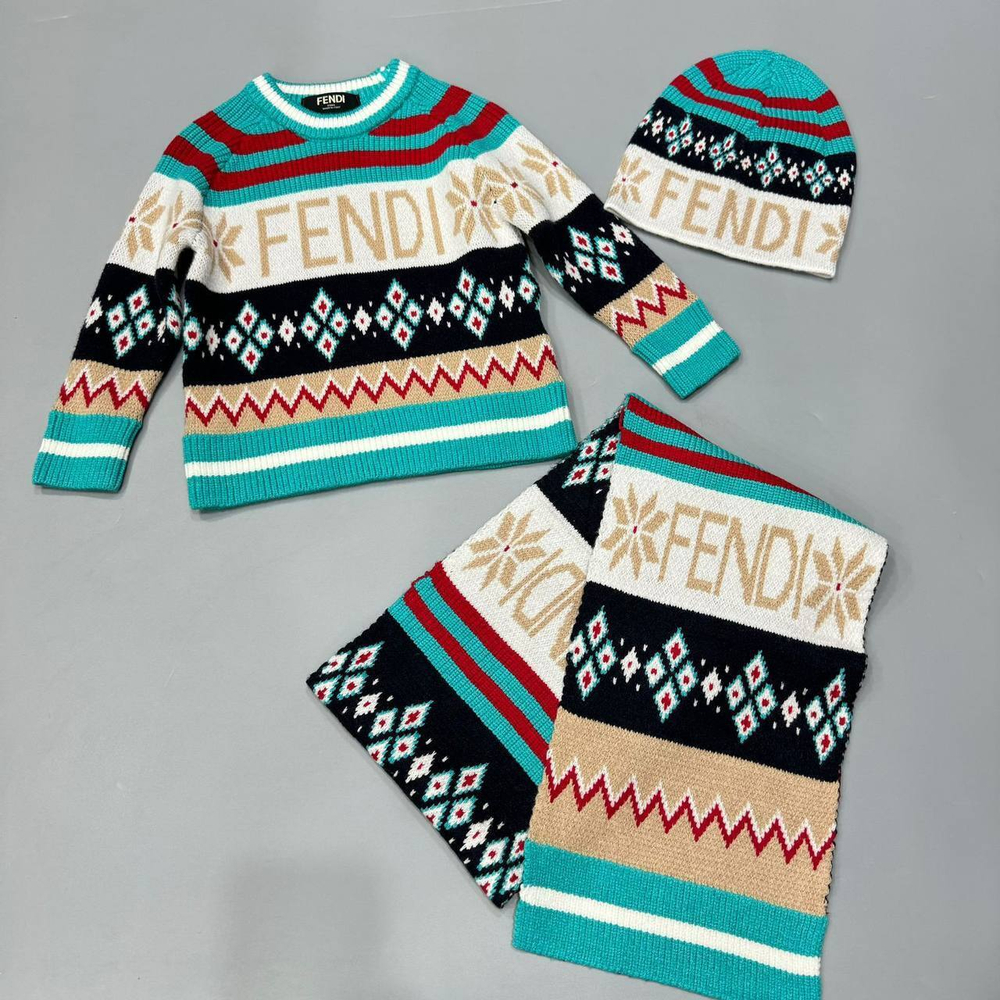 Комплект Fendi (шапка + шарф)