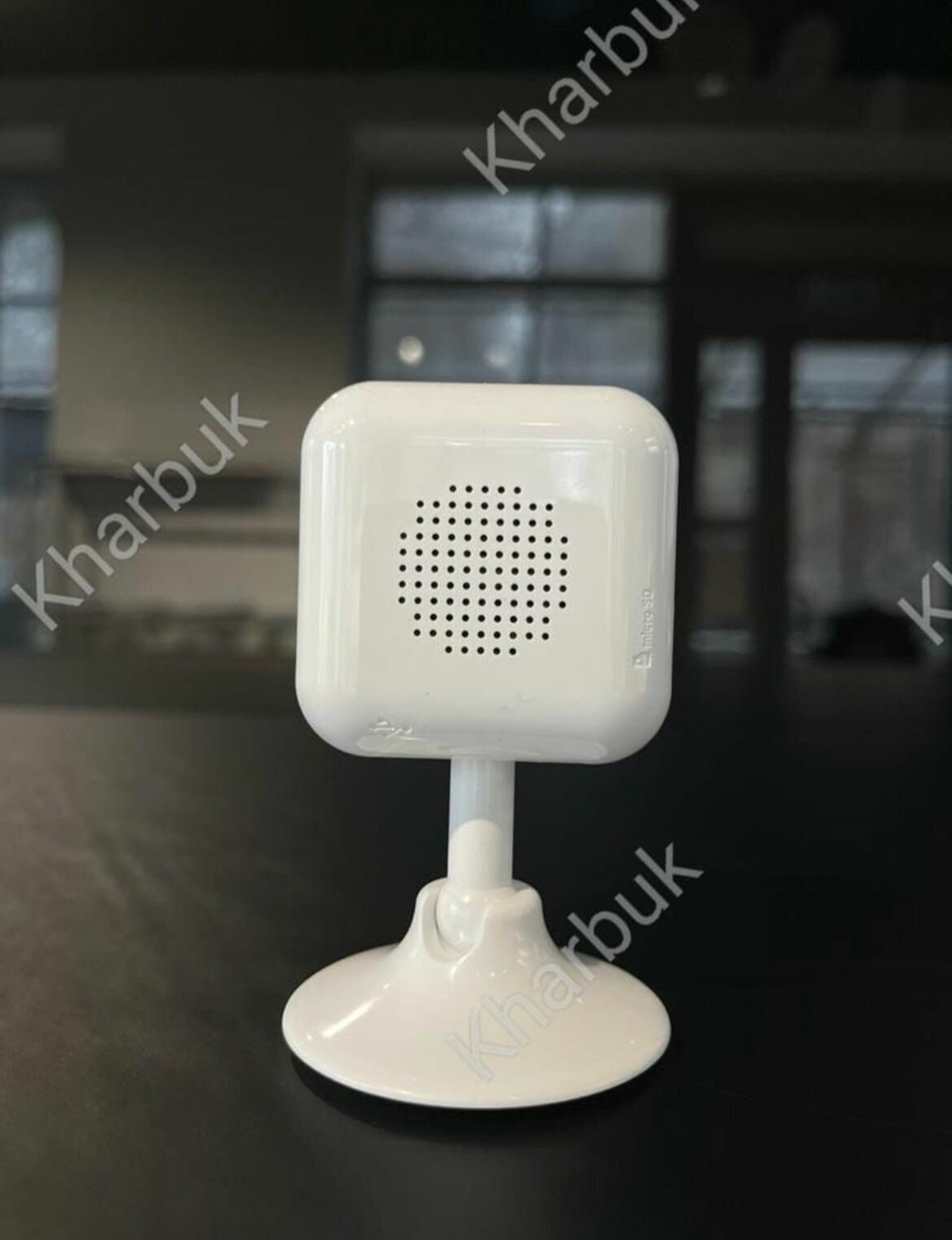 EZVIZ H1c Миниатюрная Wi-Fi-камера с универсальным разъемом Type-C.