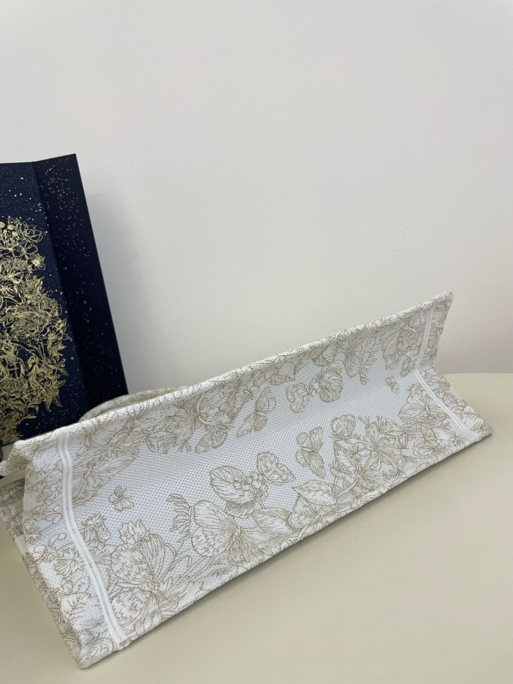 Christian Dior Book Tote 42 cm