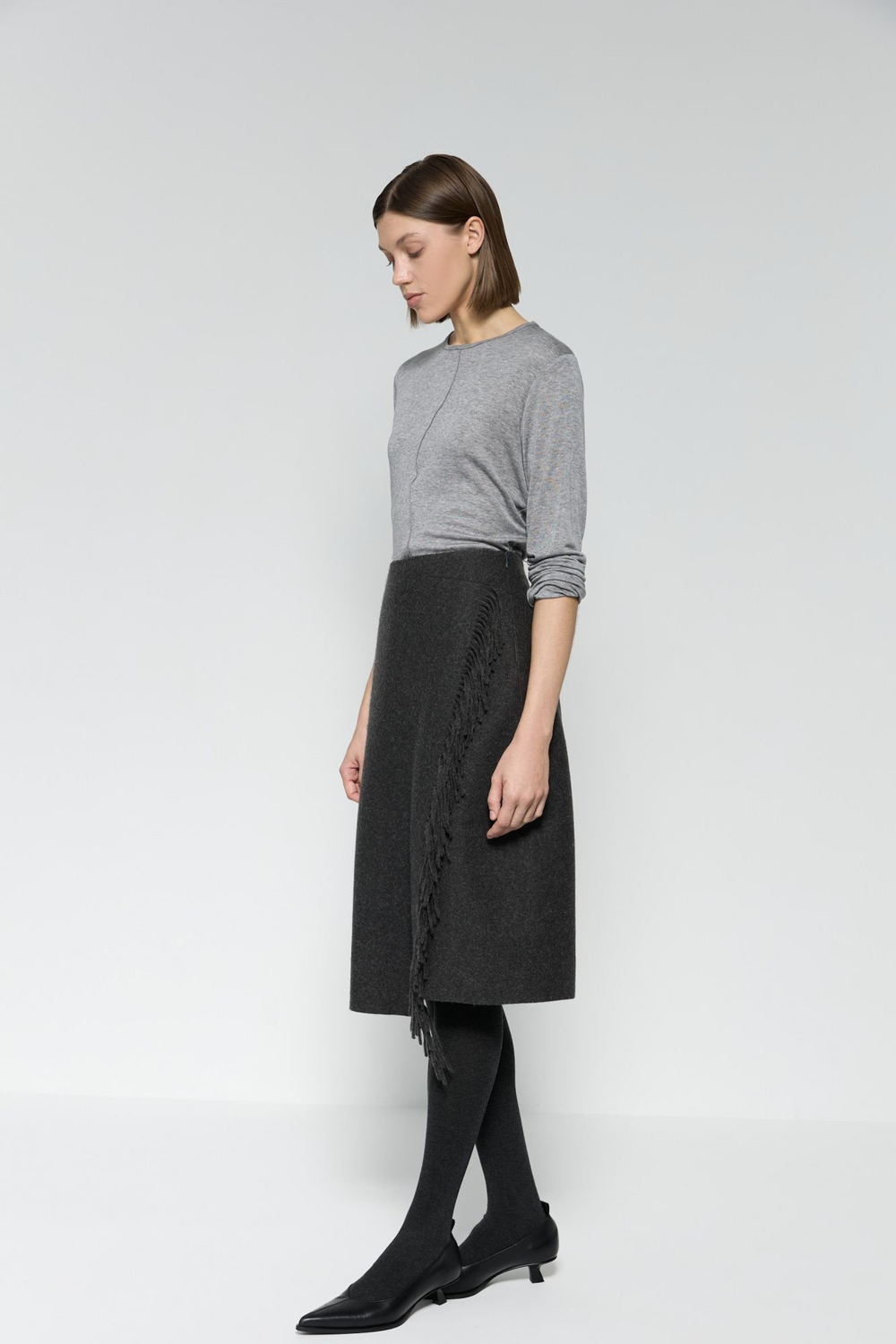 Юбка из шарфа графит
