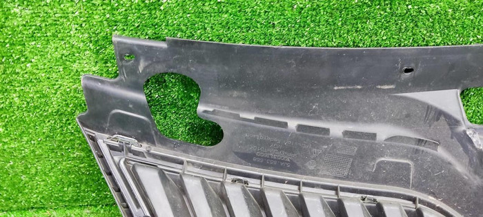 Решетка радиатора Skoda Rapid 1 (2012-2020)