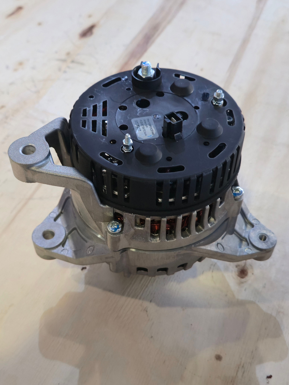 Генератор Маз, Урал дв.ЯМЗ-236НЕ2-24 28В 60А КЗАТЭ