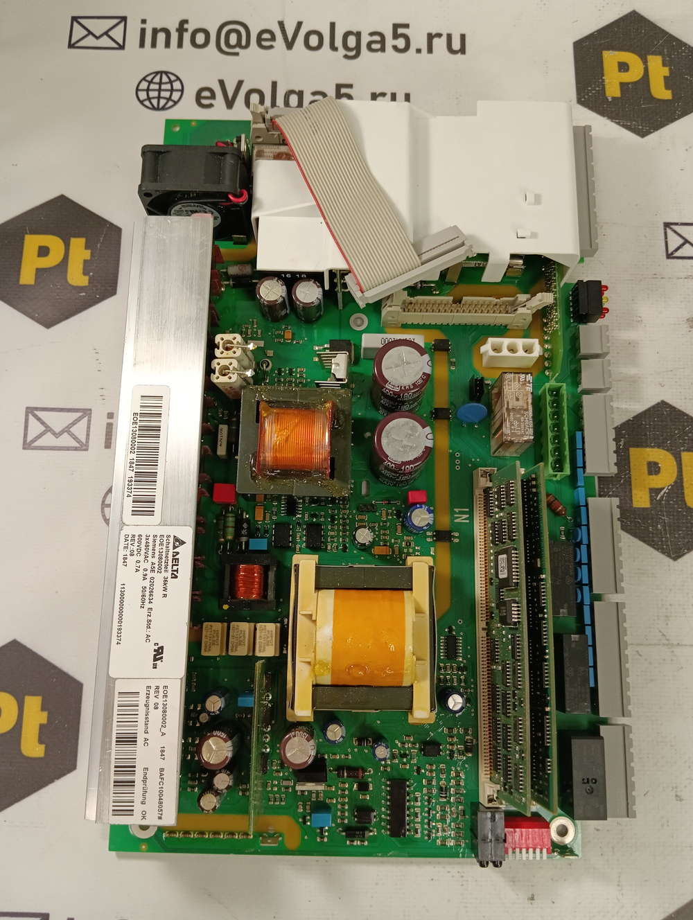 Siemens A5E02026634 (6SN1145-1BB00-0EA1) с хранения