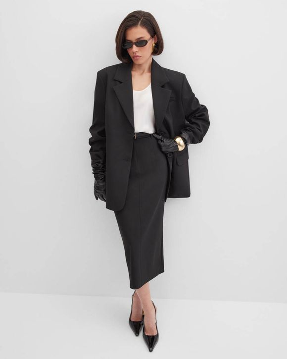 Юбка миди костюмная с разрезом сзади