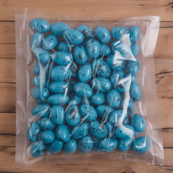 Драже шоколадное с миндалем «Яички ярко-голубые» 0,5 кг