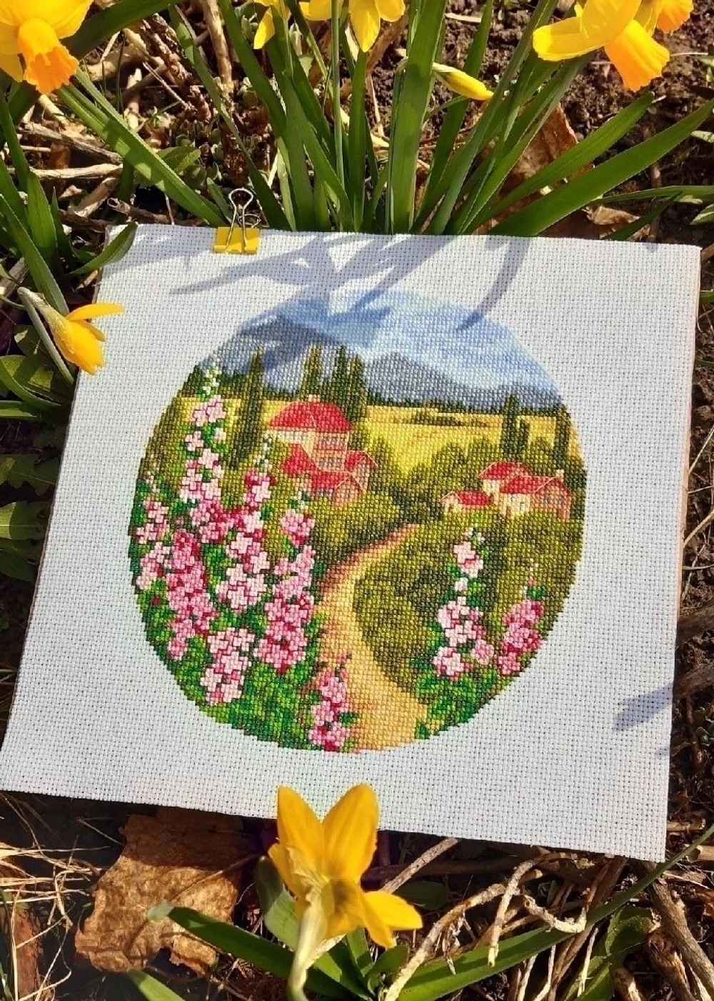 Набор для вышивания крестом "В горах. Мальвы"