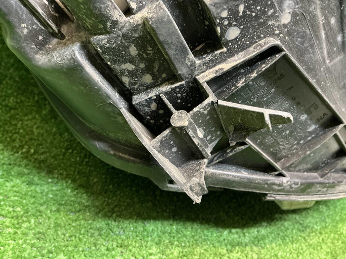 Битая Фара левая Geely Emgrand 2 (2021-н.в.) LED