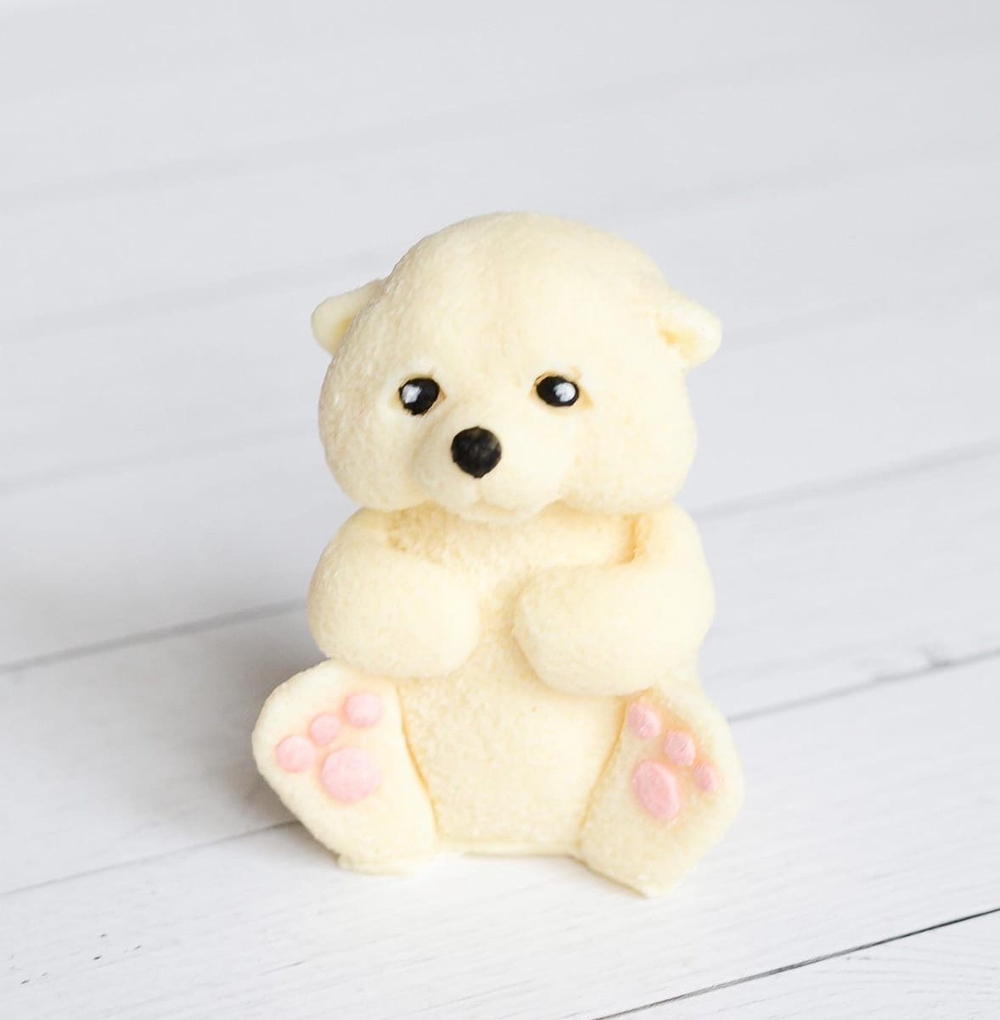 Фигурка из шоколадной глазури "Мишка"