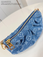 Louis Vuitton Pochette Valley