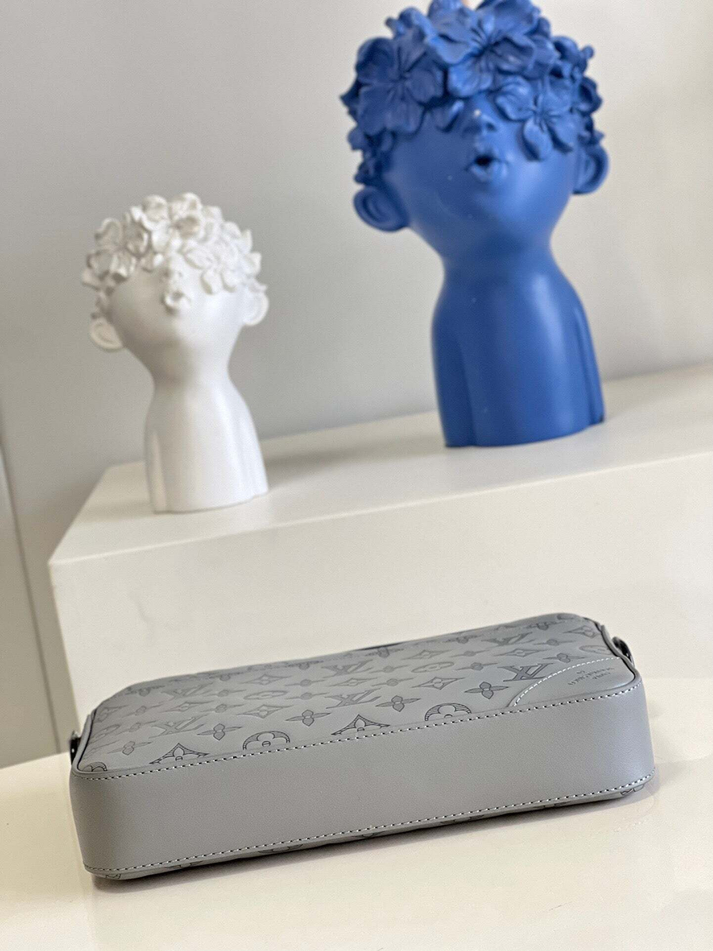 Louis Vuitton Duo Messenger