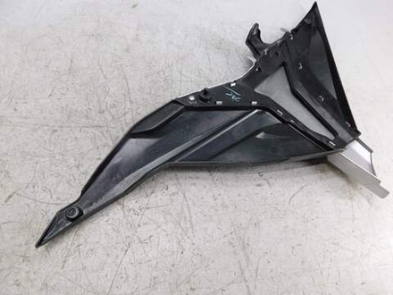 пластик боковой правый Suzuki Gixxer 150 47111-34J