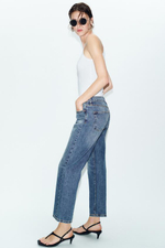 Z1975 УКОРОЧЕННЫЕ ДЖИНСЫ С СРЕДНЕЙ ЛИНИЕЙ ТАЛИИ - ZARA