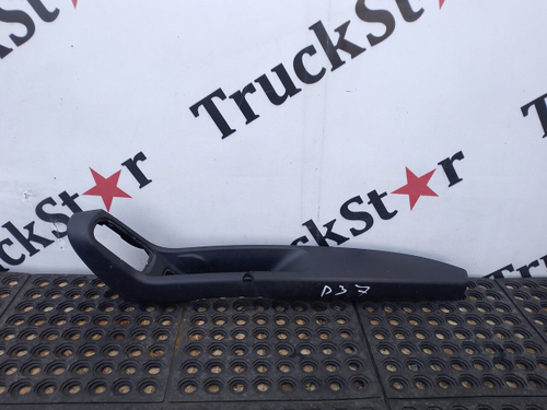 Подлокотник (дефект) двери правой