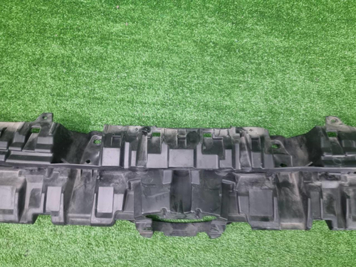 Кронштейн решетки радиатора Toyota RAV4 XA50 18-нв