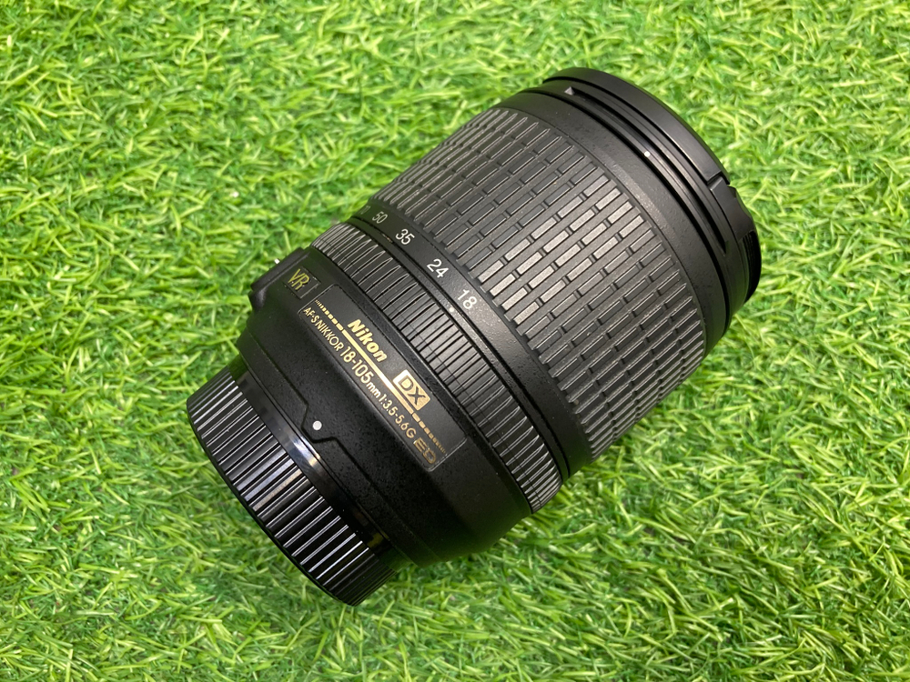 Nikon 18-105mm 3.5-5.6G AF-S ED DX VR Nikkor