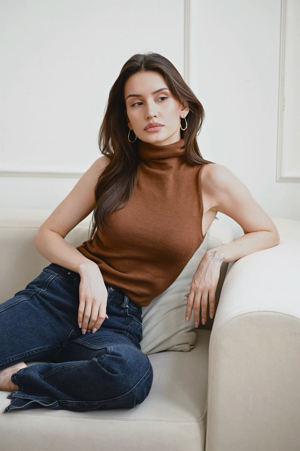 Водолазка без рукавов MALETTA