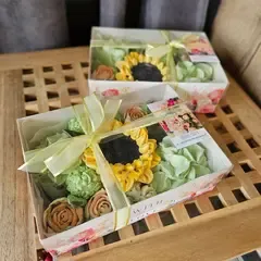 Зефир цветы в коробке «Сладкий подсолнух»/16*23 см