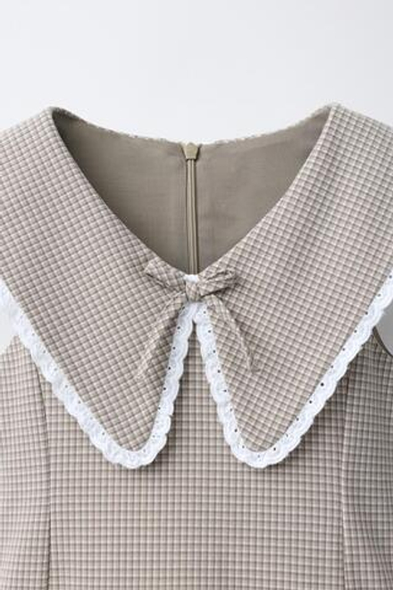 ZARA ПЛАТЬЕ В КЛЕТКУ С ВОЛАНАМИ И КРУЖЕВОМ, БЕЛЫЙ/СЕРЫЙ